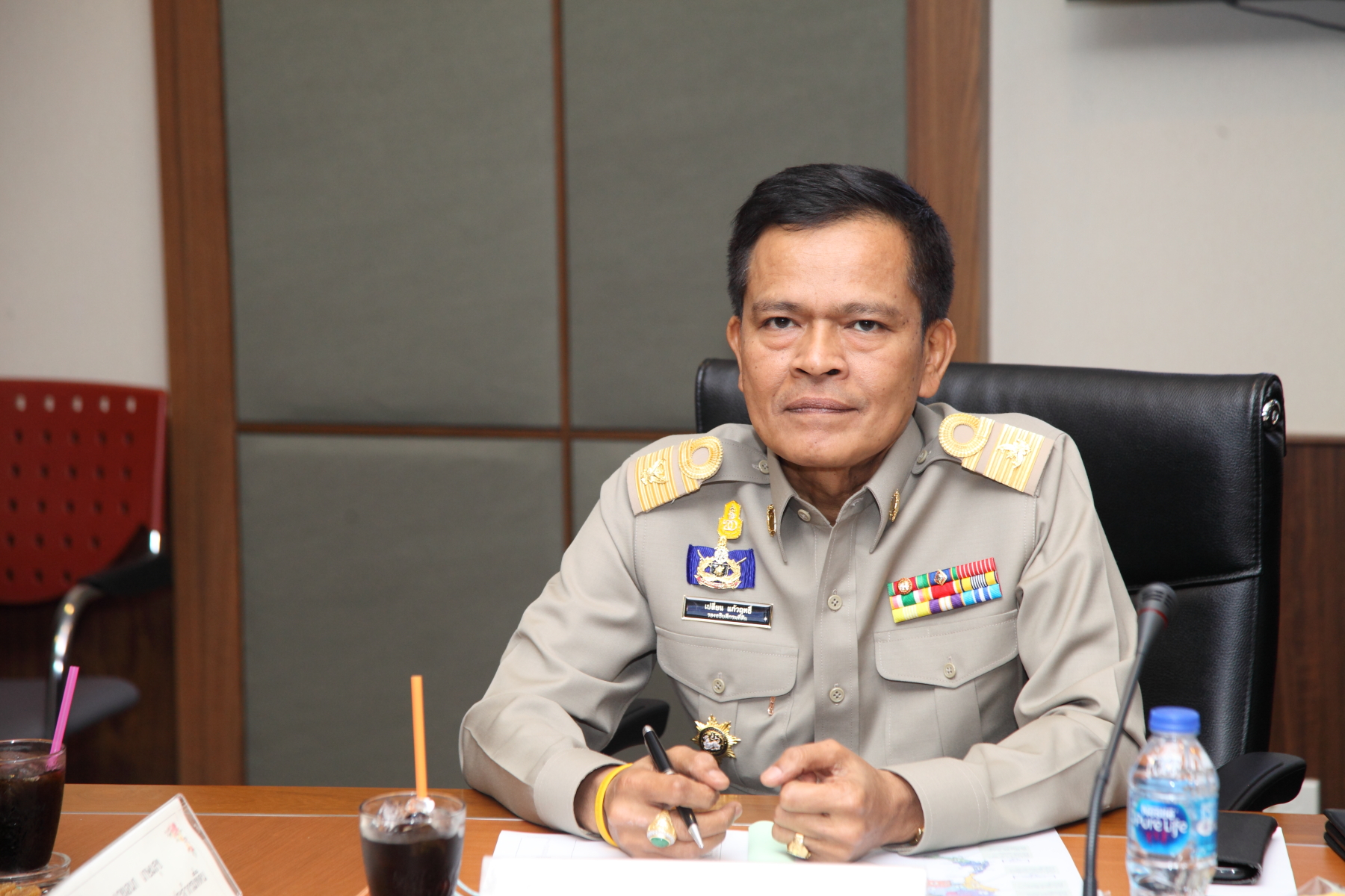 L-008.JPG