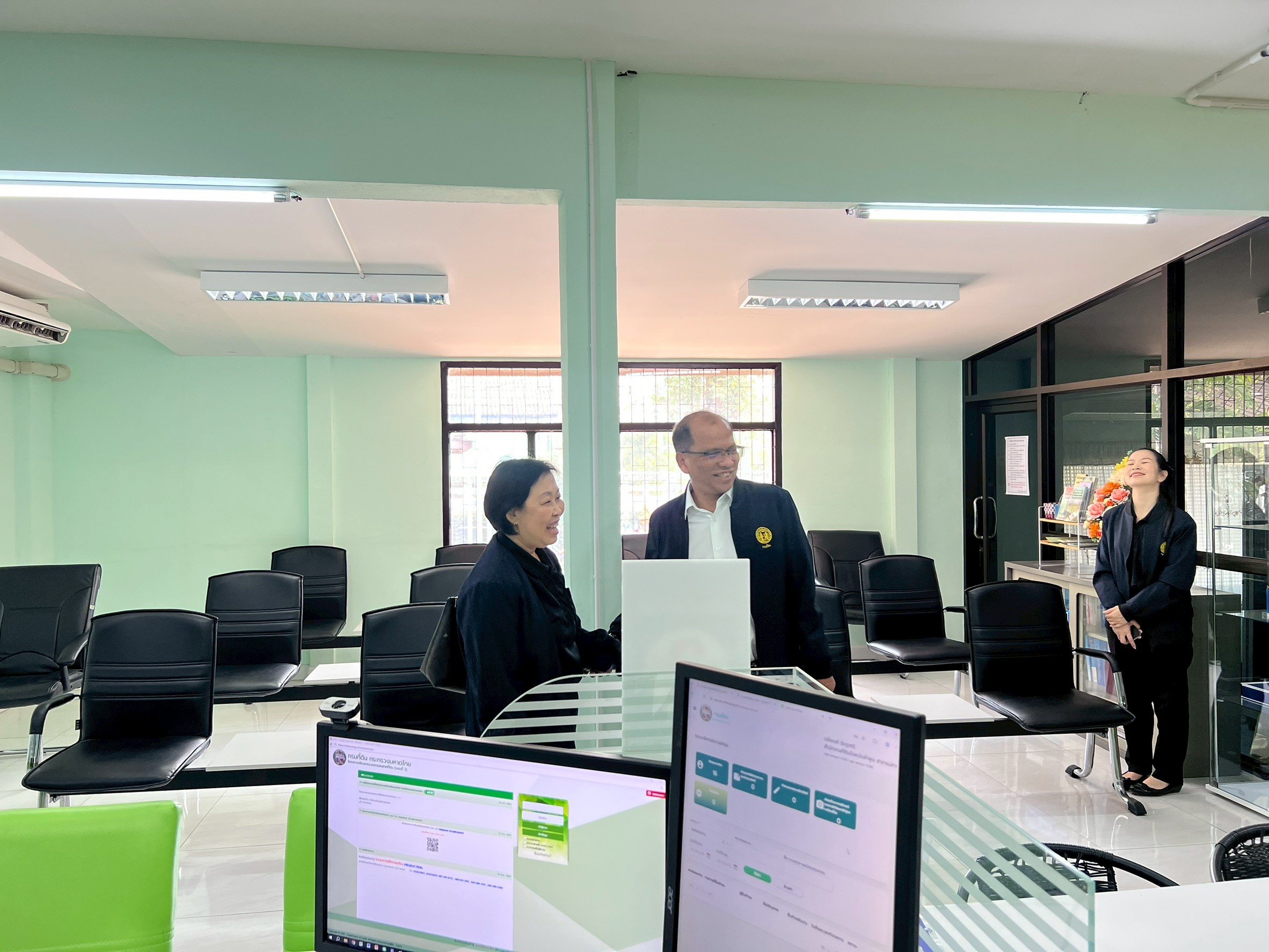 LINE_ALBUM_ตรวจราชการครั้งที่ 1 สาขาแม่ทา_260220_6.jpg