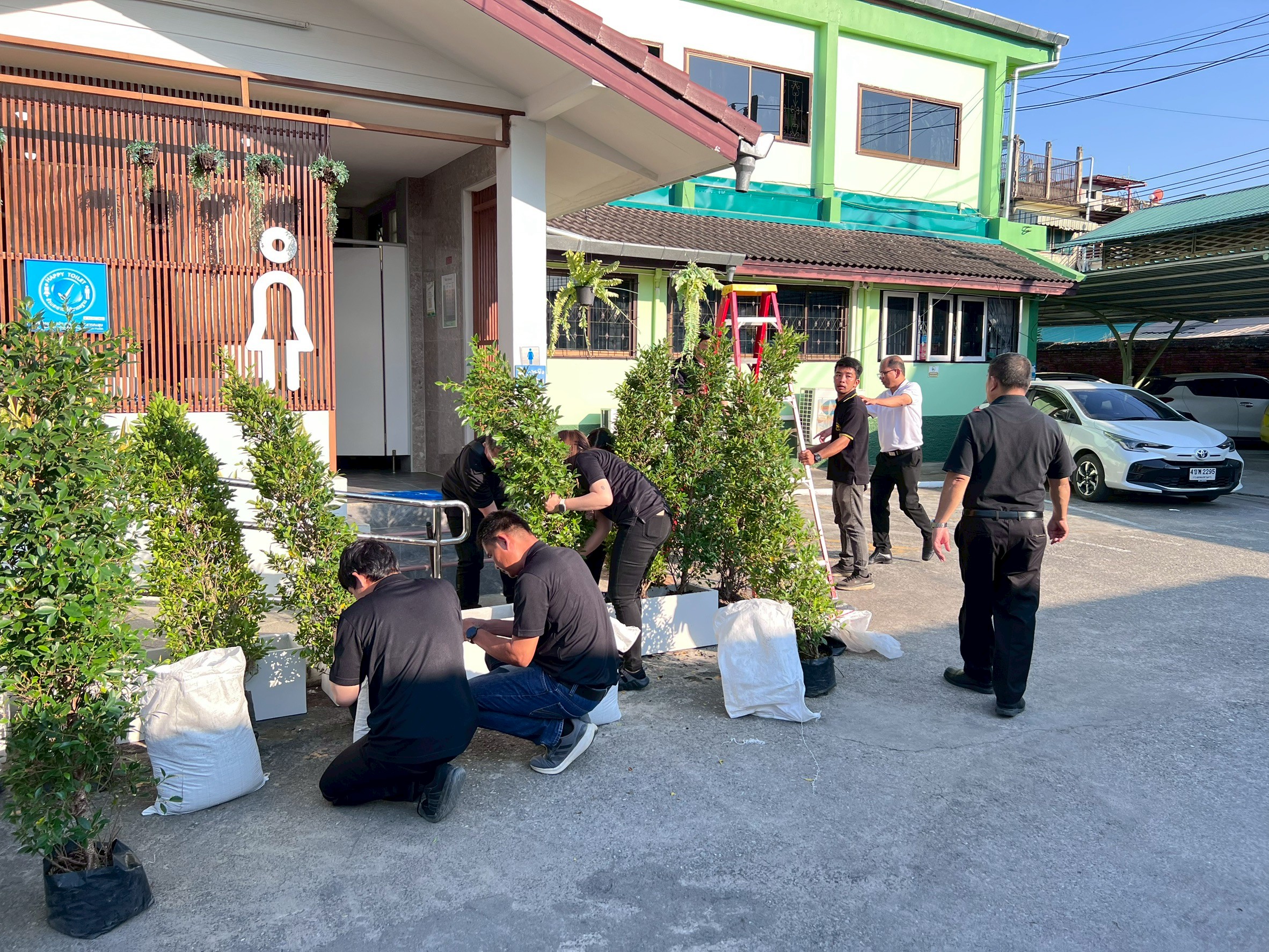 LINE_ALBUM_กิจกรรม5ส. 5-2-69_260206_153.jpg