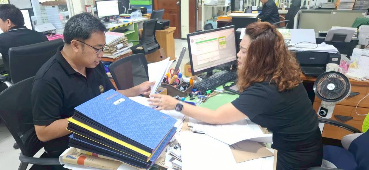 LINE_ALBUM_ตรวจราชการรอบ2 สาขาลี้ สาขาบ้านโฮ่ง_260709_6.jpg