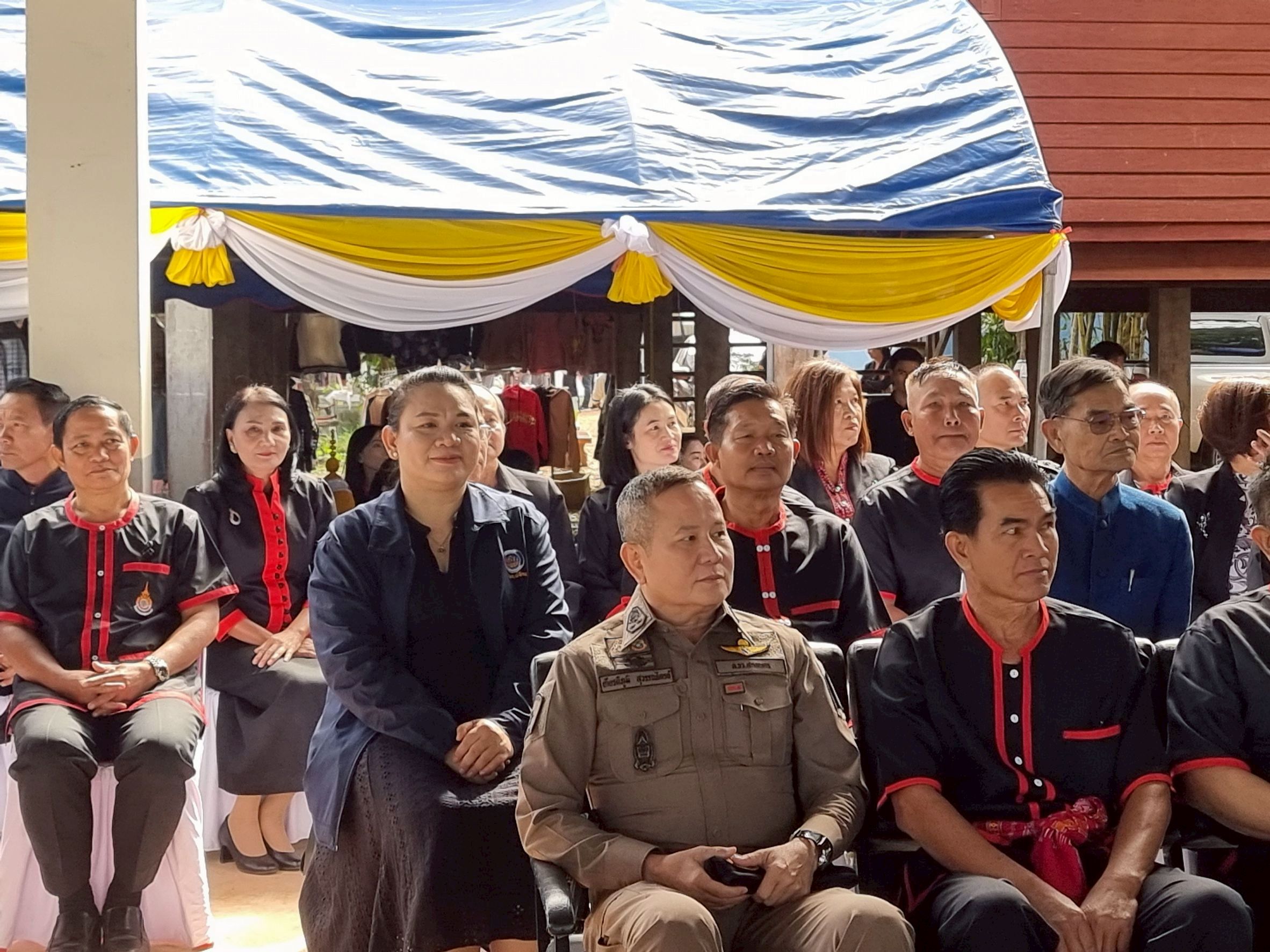 LINE_ALBUM_จังหวัดเคลื่อนที่ โรงเรียนบ้านนาเหมื.68_251128_32.jpg