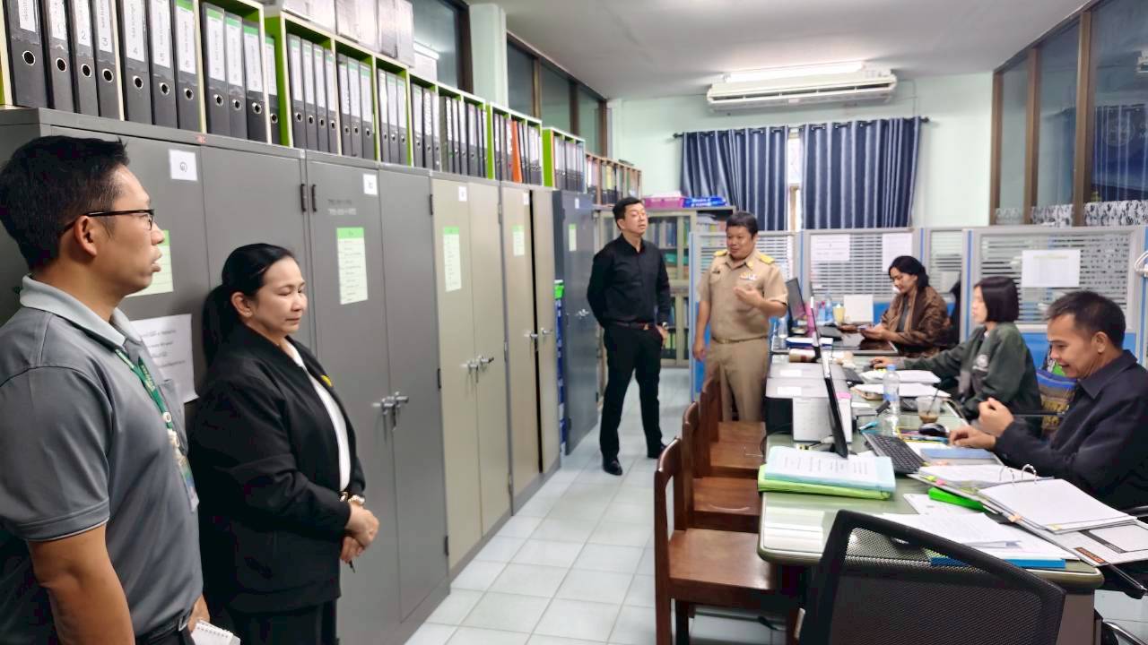 LINE_ALBUM_ตรวจราชการ สนง.ที่ดินจังหวัดมุกดาหาร (รอบ 2)_260304_36.jpg