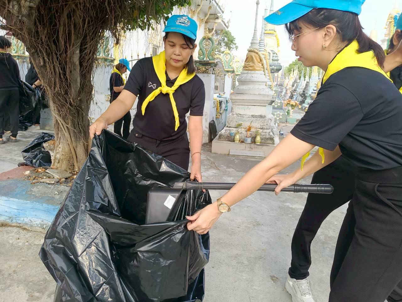 LINE_ALBUM_จิตอาสา วัดพิมพา_260218_21.jpg