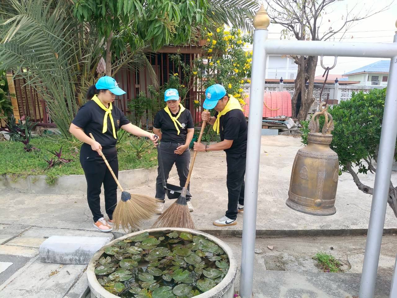 LINE_ALBUM_จิตอาสา วัดพิมพา_260218_47.jpg