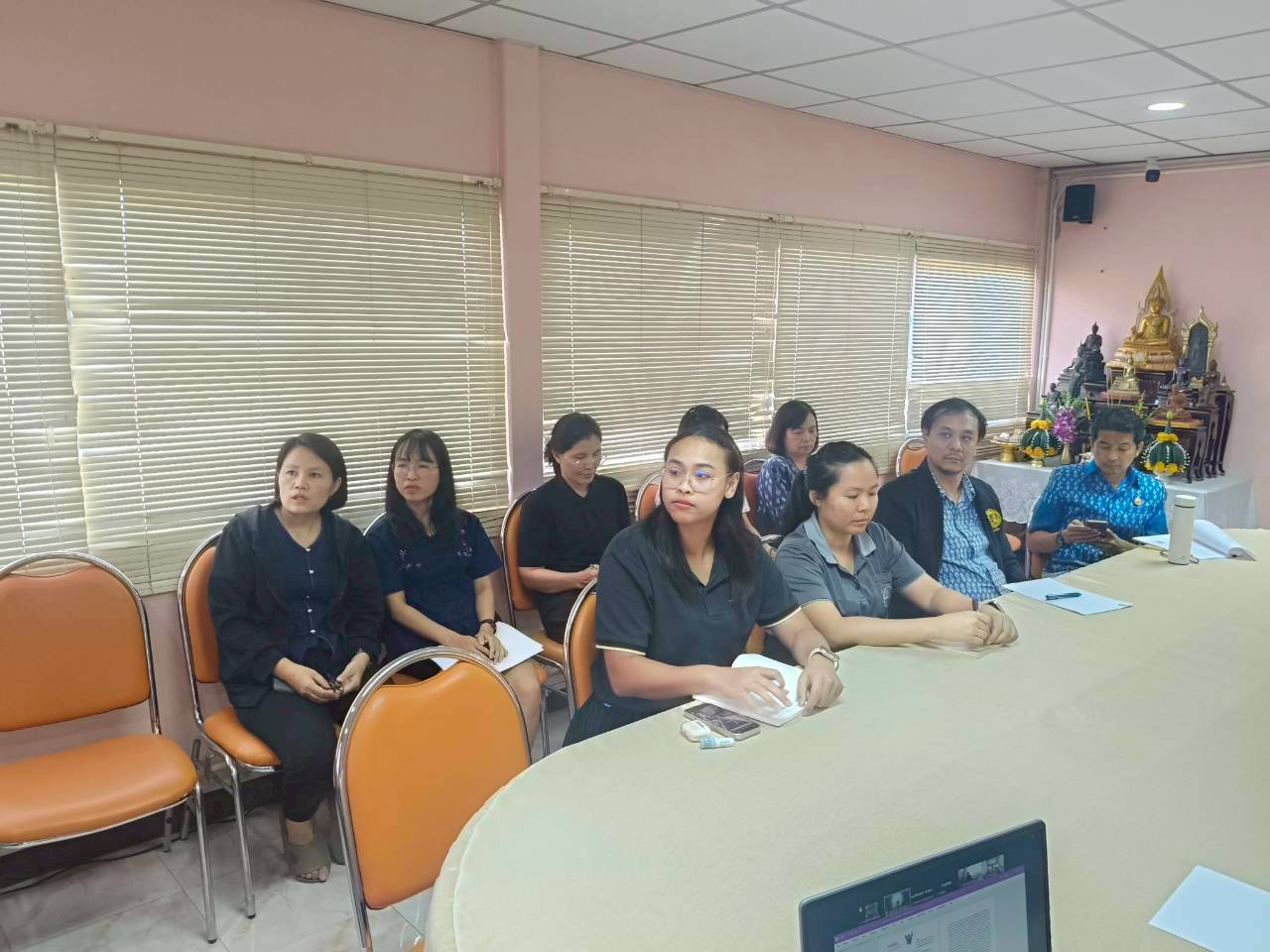 LINE_ALBUM_ประชุม  e-qlands+ 26.5.69_260527_12.jpg