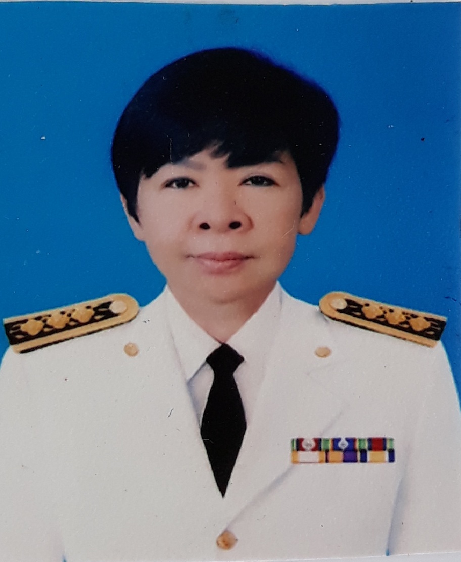 อุษา.jpg