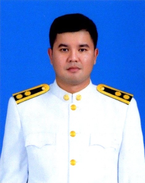 จิรวุฒ.jpg