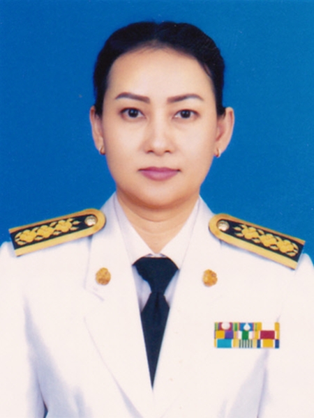 ปิยนันท์ ลี้พิทักษ์พงศ์.jpg